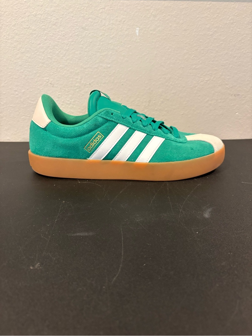 Adidas VL Court 3.0 Green Suede Gum Sole Classic Skate NEW JP5285 Mens Size 10 - Picture 2 of 10
